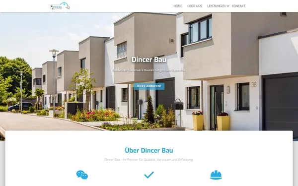 Startseite von dincerbau.de mit Menü, Foto verputzter Reihenhäuser und hellblauem Button Jetzt anrufen
